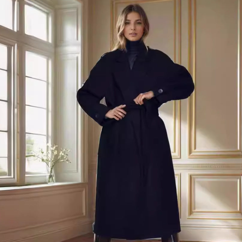 Dame elegant Duster-kappa med rymliga fickor och modern snitt Mirla-Eva Jonsson