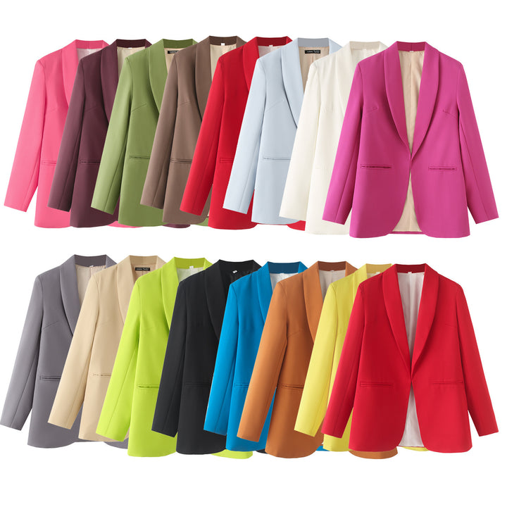 Dame elegant blazerjacka med en modern snitt och strukturerade fickor Mirla-Eva Jonsson
