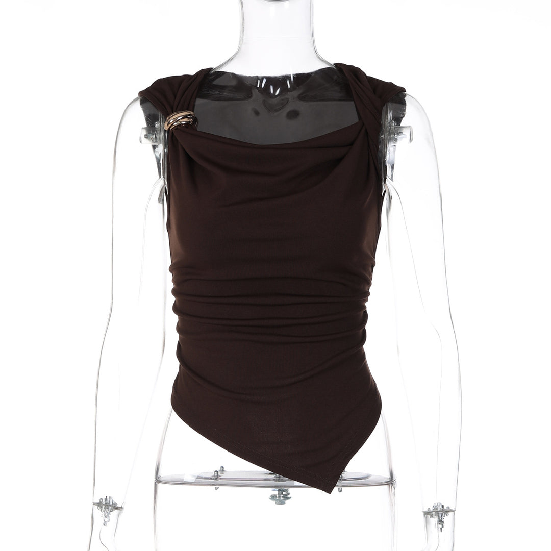 Dame elegant draperad topp med asymmetrisk nederkant och dekorativ detalj Mirla-Eva Jonsson