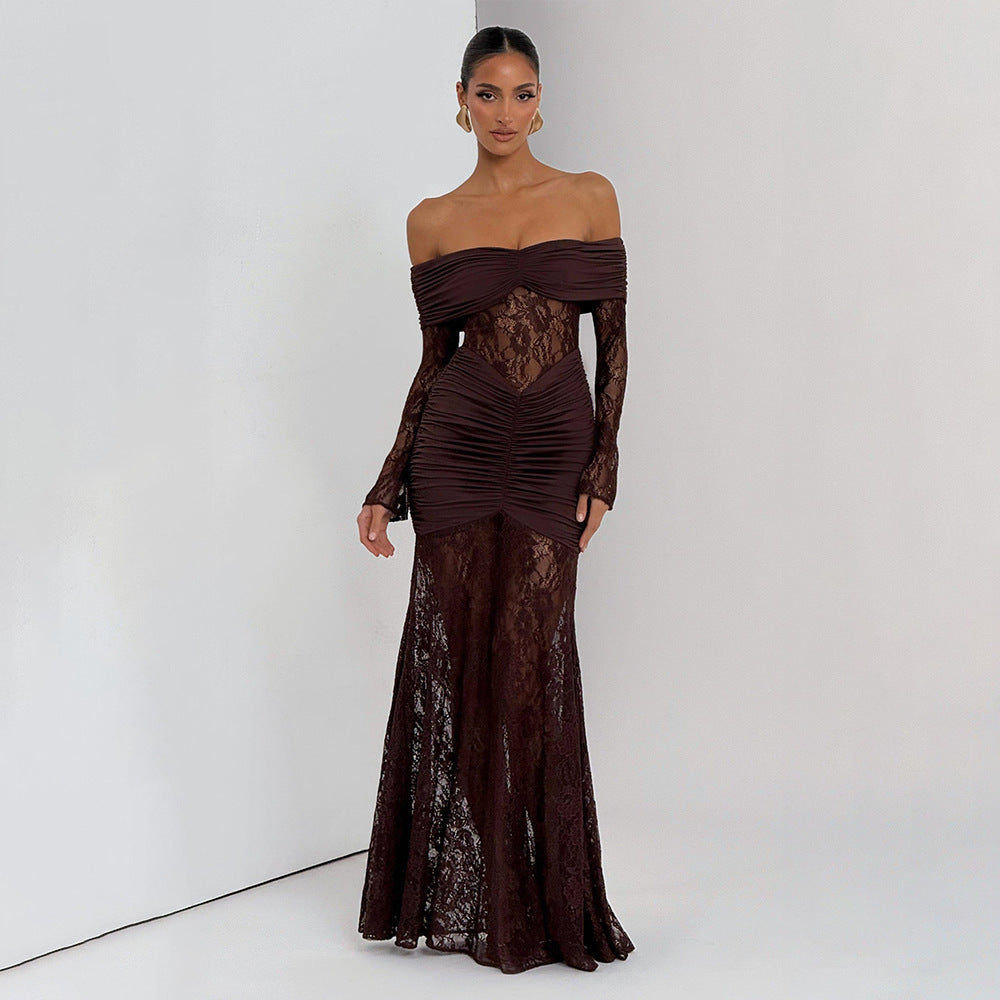 Dame elegant spetskjole med off-shoulder-halsudskæring og draperinger Mirla-Eva Jonsson