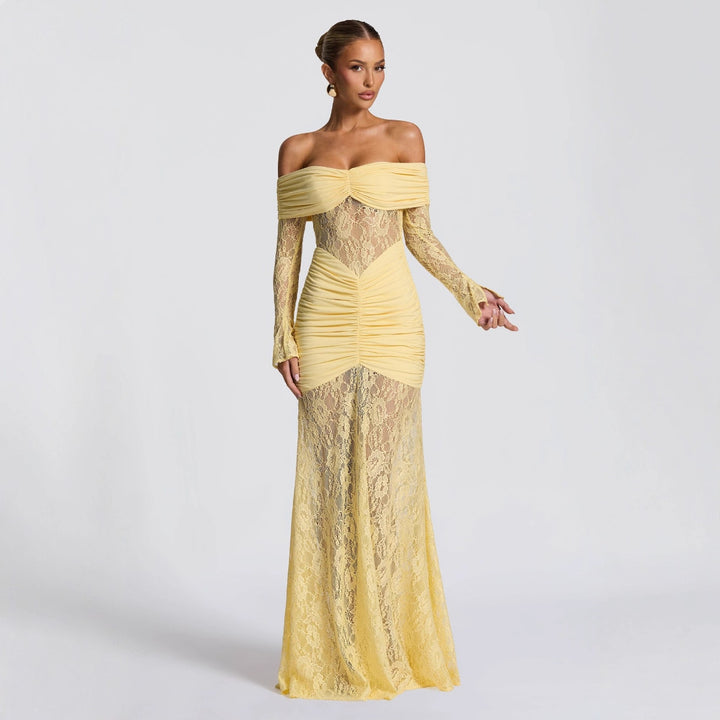 Dame elegant spetskjole med off-shoulder-halsudskæring og draperinger Mirla-Eva Jonsson