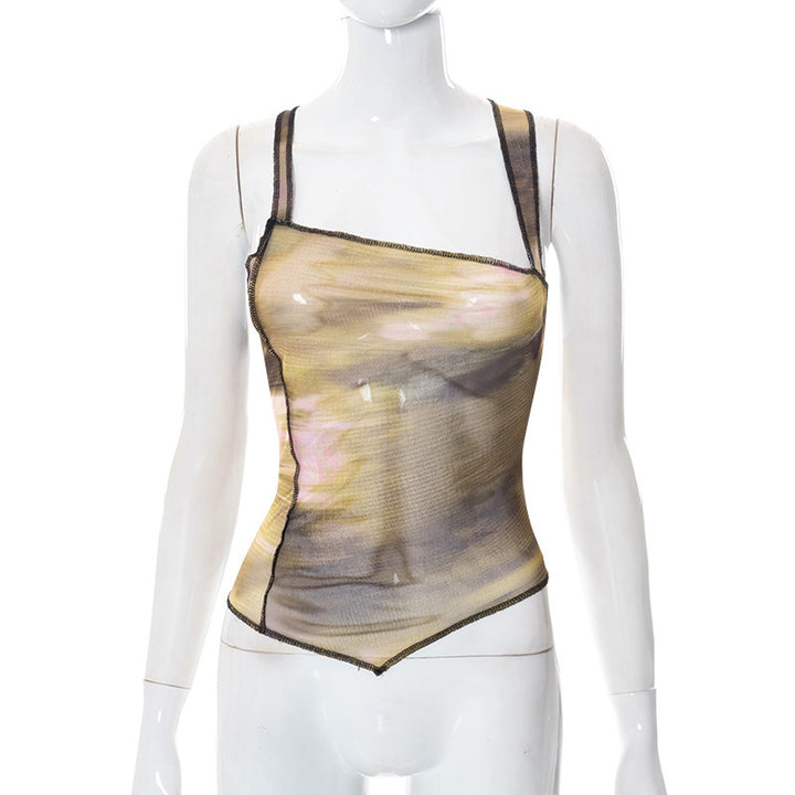 Dame elegant topp med asymmetrisk snitt och transparent design Mirla-Eva Jonsson