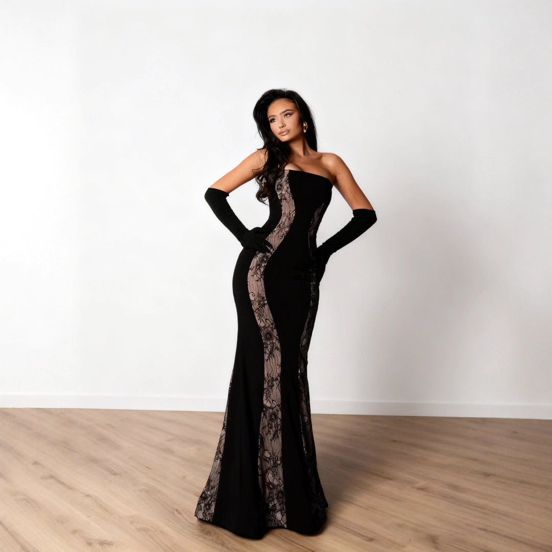 Dame evening dress with luxurious cut and noble lace elements-Eva Jonsson