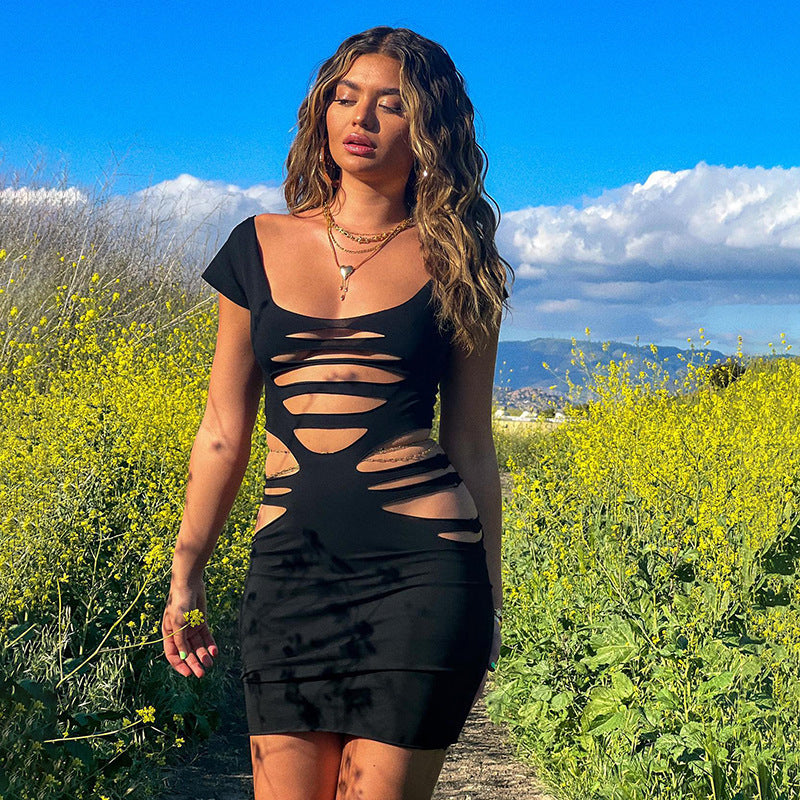 Dame figurnära cut-out klänning Mirla-Eva Jonsson