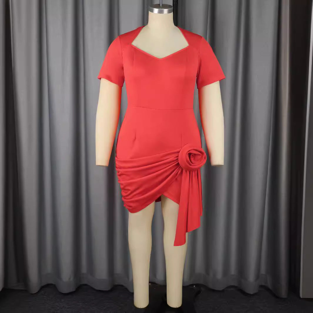Dame figurnära klänning med asymmetrisk draperingsdetalj Mirla-Eva Jonsson