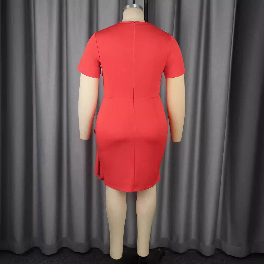 Dame figurnära klänning med asymmetrisk draperingsdetalj Mirla-Eva Jonsson