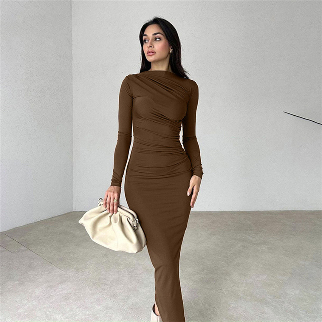 Dame figurnära maxiklänning med elegant rynkning Mirla-Eva Jonsson