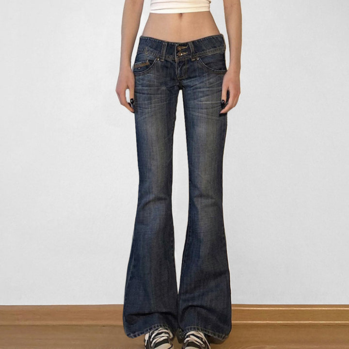 Dame flare jeans med høy midje og trendy detaljer Mirla-Eva Jonsson