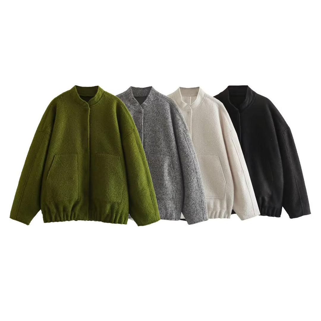 Dame fluffig oversized jacka med praktiska fickor och elegant ståkrage Mirla-Eva Jonsson