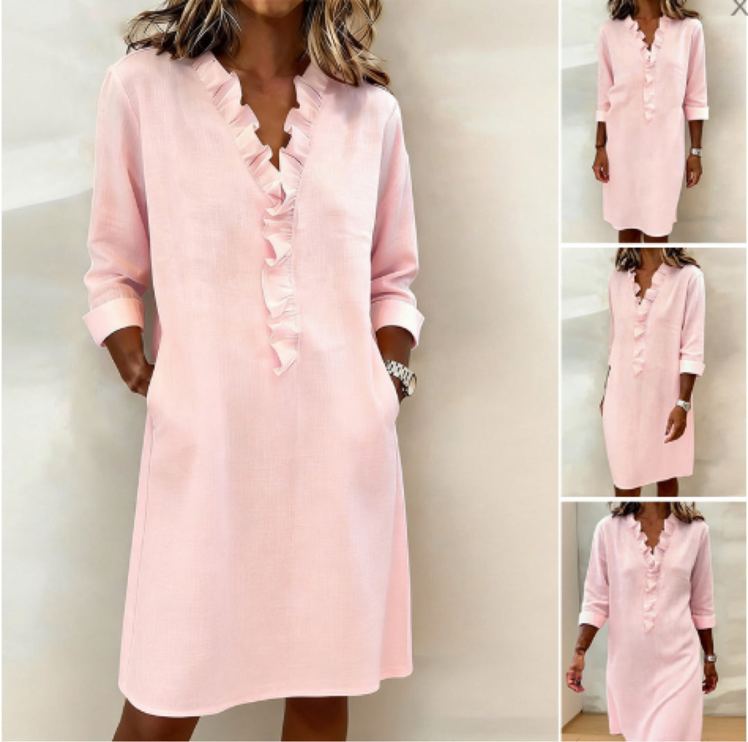Dame fritid klänning med volanger och V-ringning Mirla-Eva Jonsson