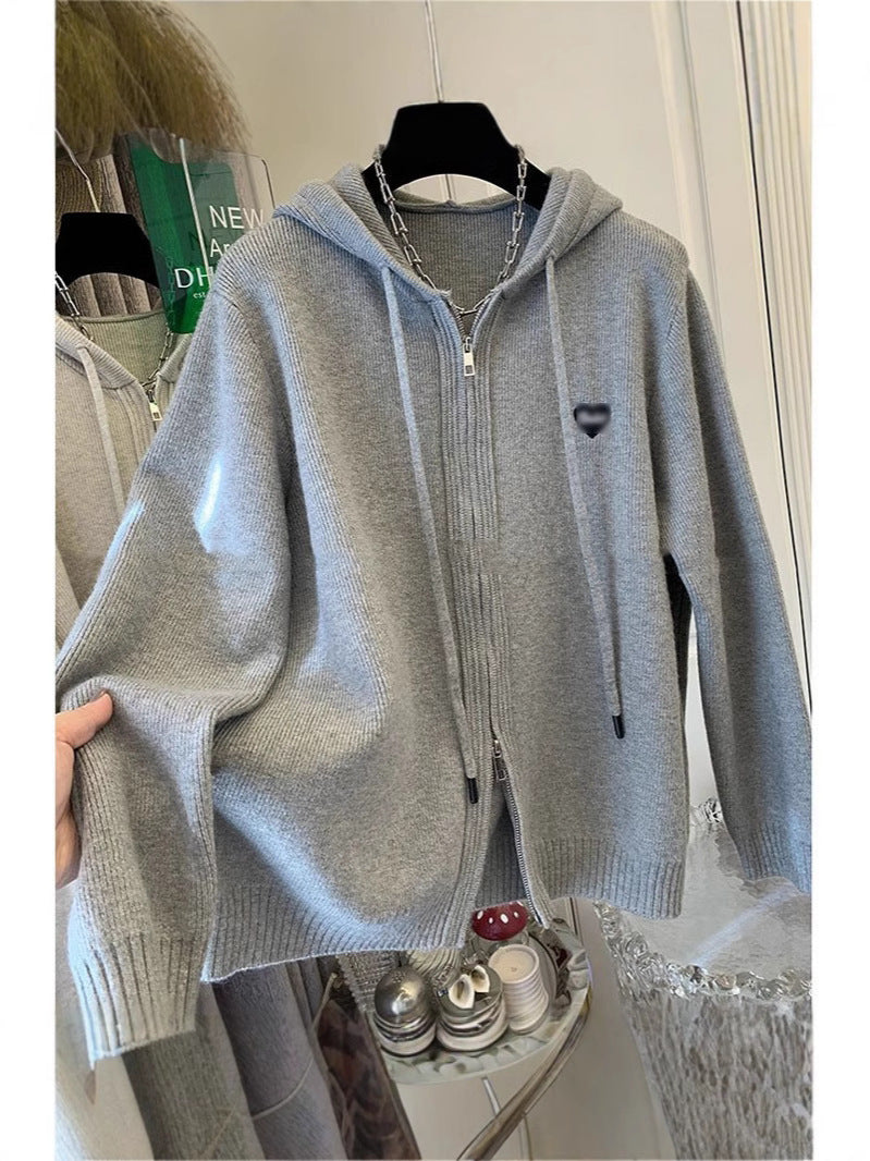 Dame hoodie jacka i oversized stil med dekorativ dragkedja Mirla-Eva Jonsson