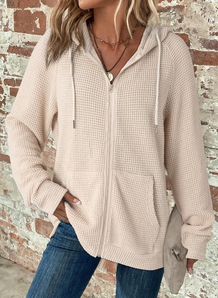 Dame hoodie med strukturerad våffellook och praktiska fickor Mirla-Eva Jonsson