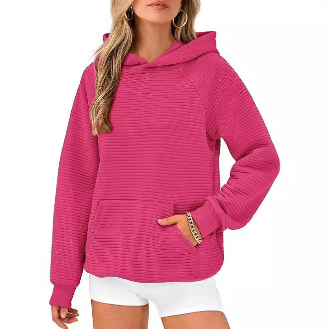 Dame hoodie med strukturerad yta och praktisk känguruficka Eva Jonsson-Eva Jonsson