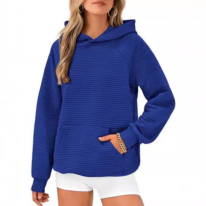 Dame hoodie med strukturerad yta och praktisk känguruficka Eva Jonsson-Eva Jonsson