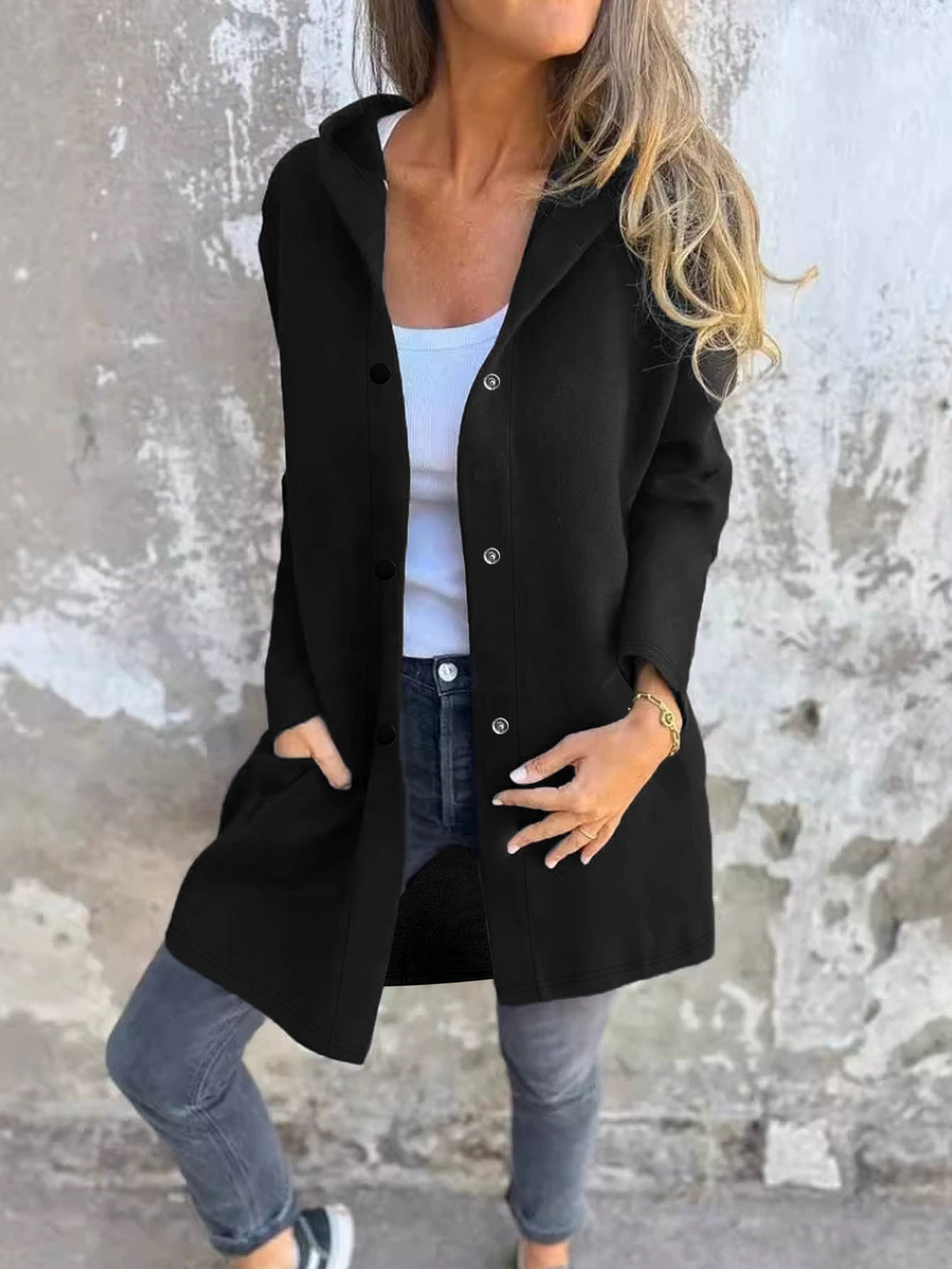 Dame hoodiejacka med knapplås och praktiska fickor Mirla-Eva Jonsson