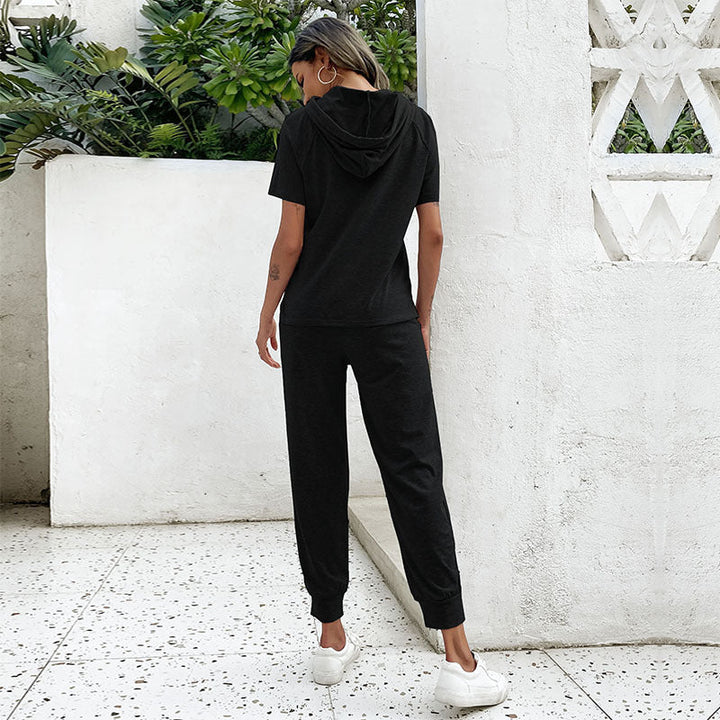 Dame jumpsuit med bekväm dragsko och avslappnad kortärmsdesign Mirla-Eva Jonsson
