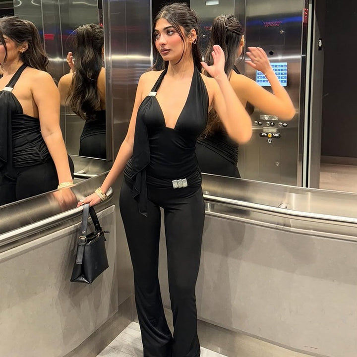Dame jumpsuit med elegant halterdesign och smal passform Mirla-Eva Jonsson