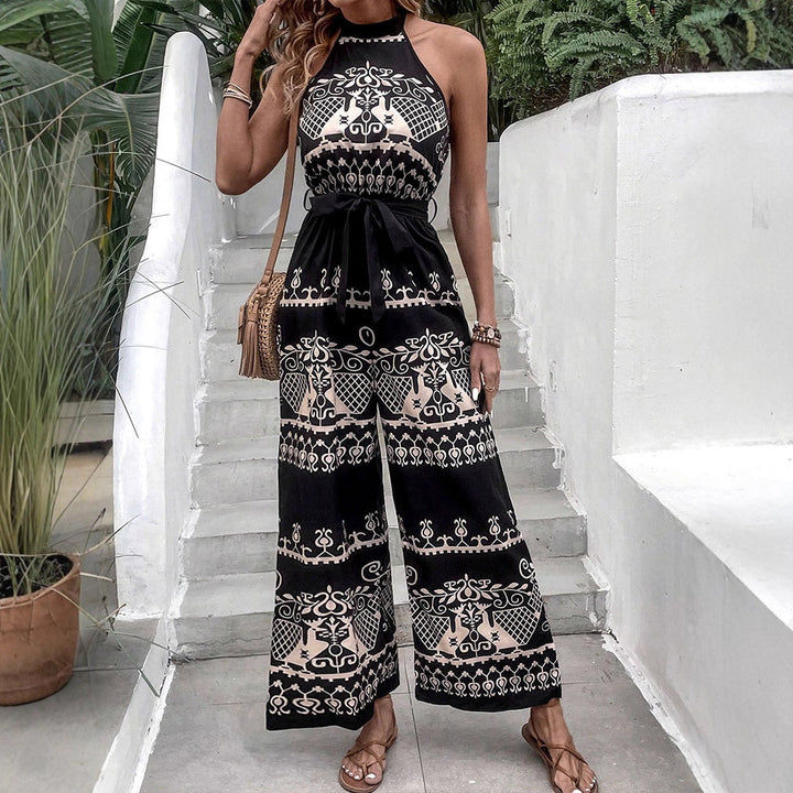 Dame jumpsuit med elegant haltern design och stiliga mönster detaljer Mirla-Eva Jonsson