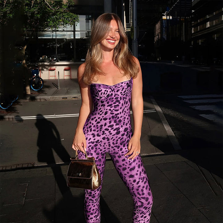 Dame jumpsuit med raffinerat ormskinnsdesign och figurnära passform Mirla-Eva Jonsson