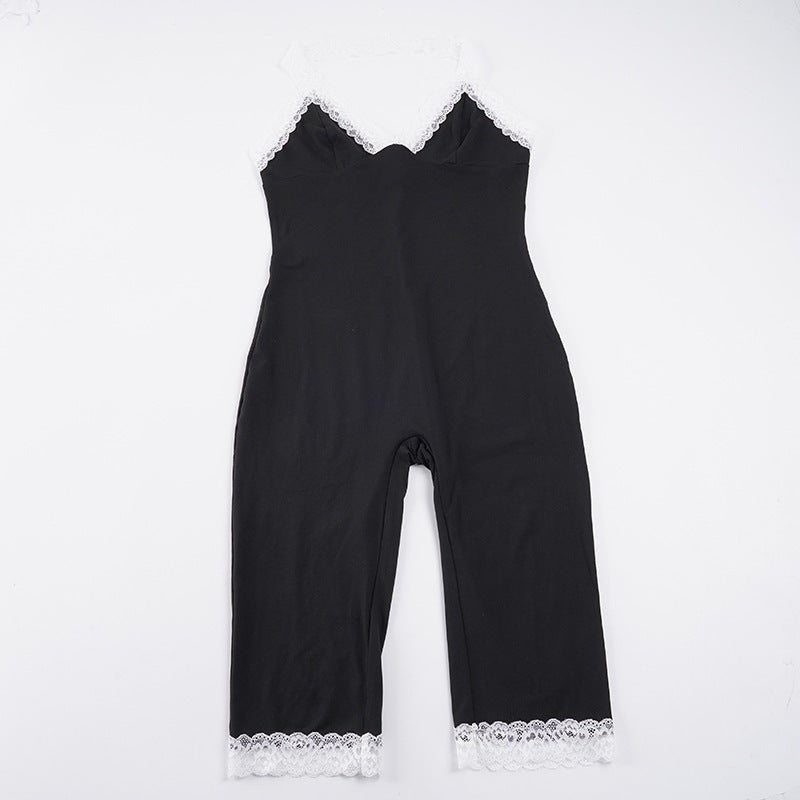Dame jumpsuit med spetskant och förförisk dekolletage Mirla-Eva Jonsson