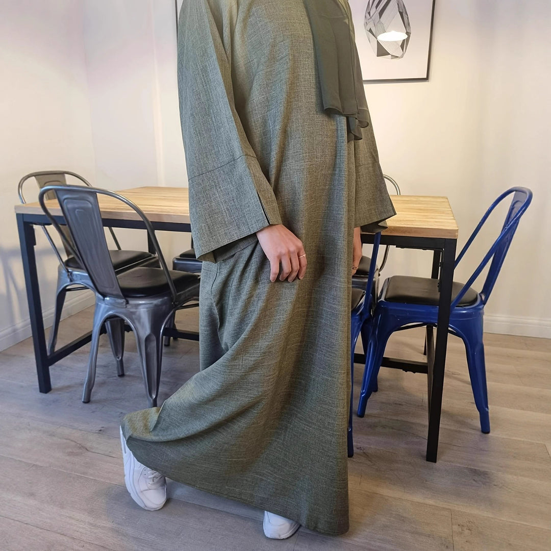 Dame kaftan-klänning med eleganta söm- och ärmdetaljer Mirla-Eva Jonsson