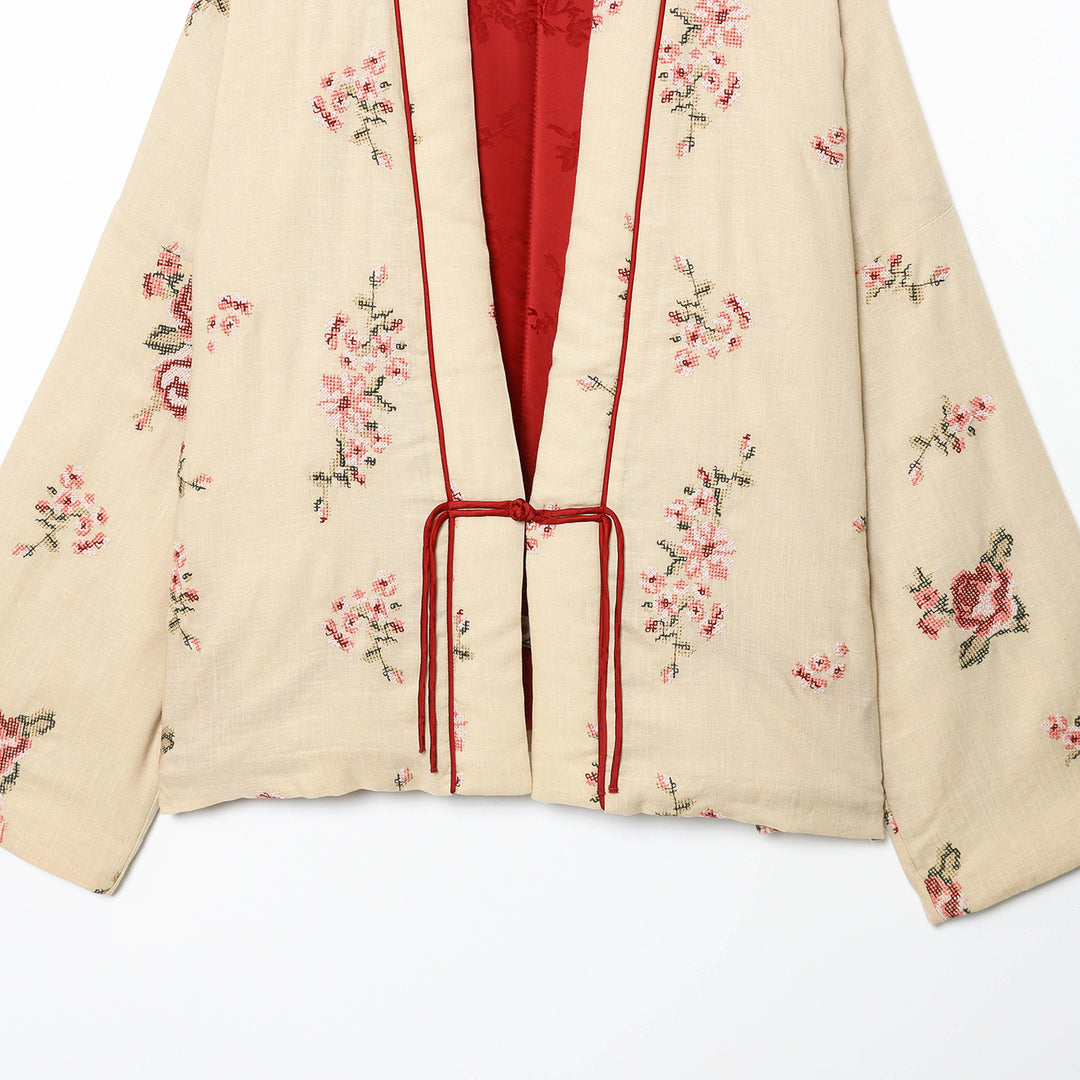Dame kimono med ömma blommönster och elegant bälte Mirla-Eva Jonsson