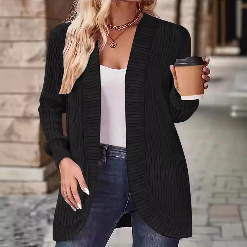 Dame koftor i avslappnad longline-stil med moderna ribbdetaljer Eva Jonsson-Eva Jonsson