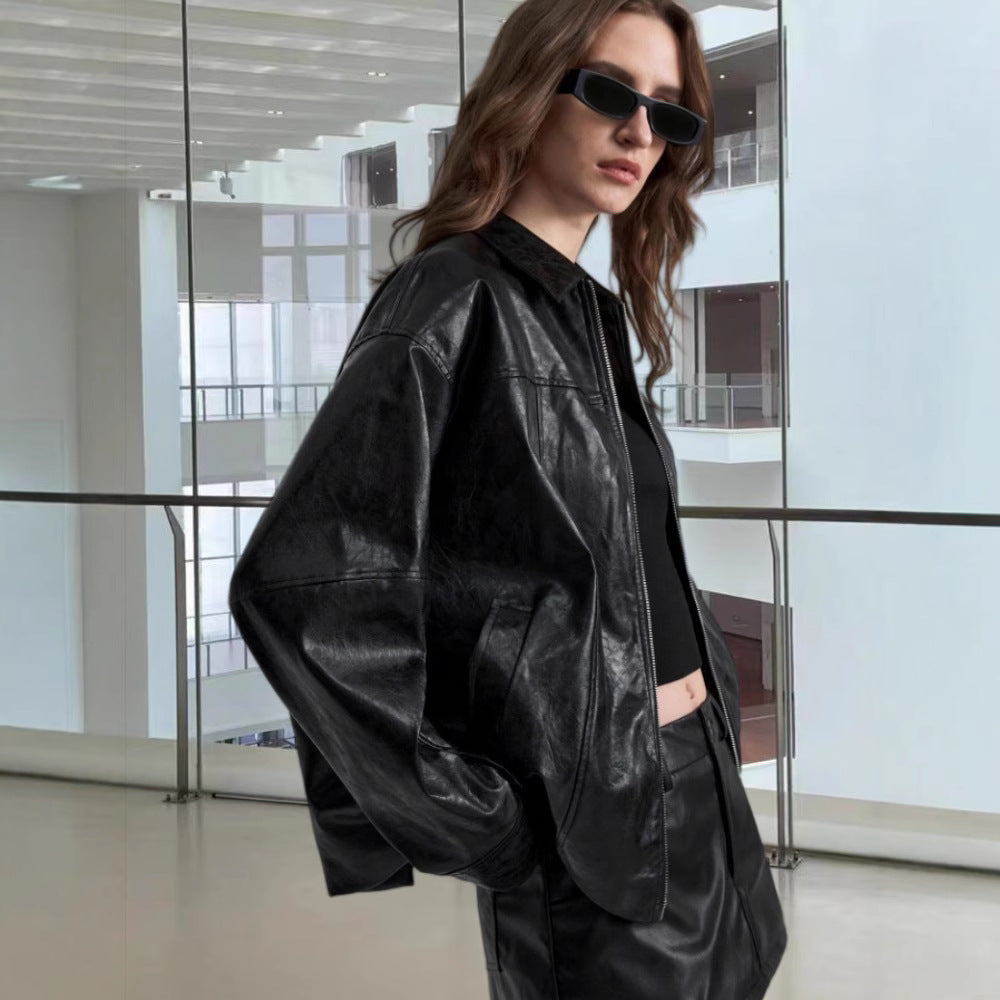Dame konstläderjacka i trendig biker-stil med asymmetrisk dragkedja Eva Jonsson-Eva Jonsson
