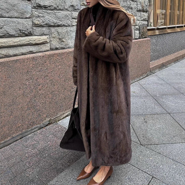 Dame konstpälskappa med lyxig design och modernt snitt Eva Jonsson-Eva Jonsson