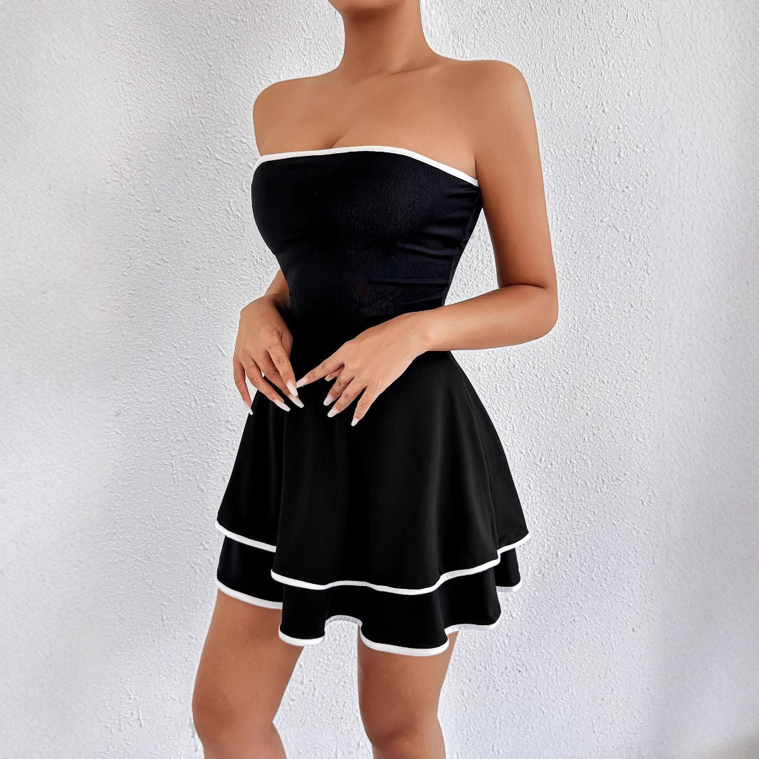 Dame kort strapless klänning med lekfull fåll Mirla-Eva Jonsson