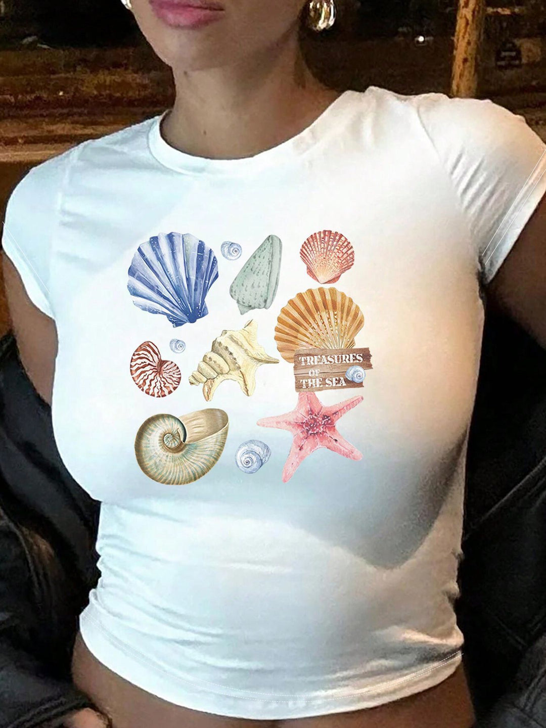 Dame kortärmad T-shirt med iögonfallande motorcykel-design Mirla-Eva Jonsson