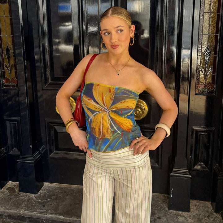 Dame mångsidig halsduk med floral design och elastisk avslutning Mirla-Eva Jonsson