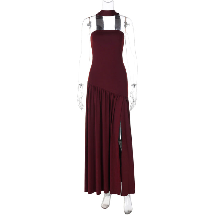 Dame maxiklänning med raffinerad cut-out-design och asymmetrisk fåll Mirla-Eva Jonsson