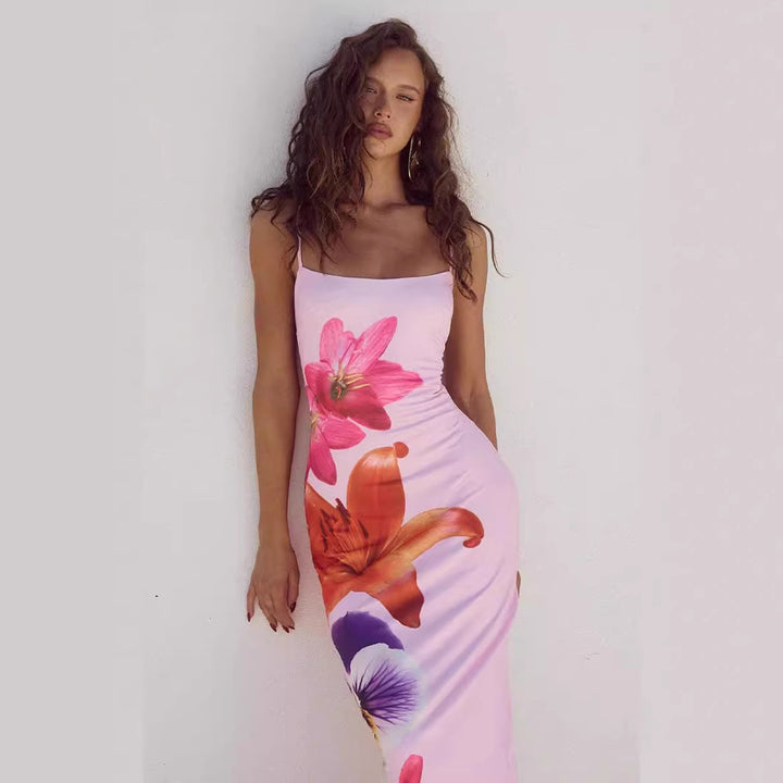 Dame maxikleid mit raffiniertem Blumenmuster und schmalen Trägern Mirla-Eva Jonsson