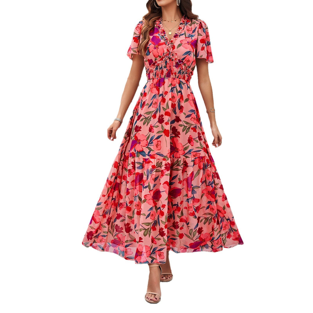Dame midi-dress med floral gathering og elegant V-hals Mirla-Eva Jonsson