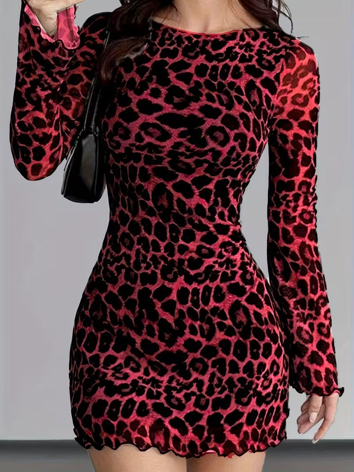 Dame minikjol med leopardmönster och volangdetaljer Mirla-Eva Jonsson