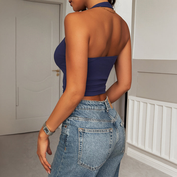Dame modern tanktop med halterneck-design och figursmickrande skärning Mirla-Eva Jonsson
