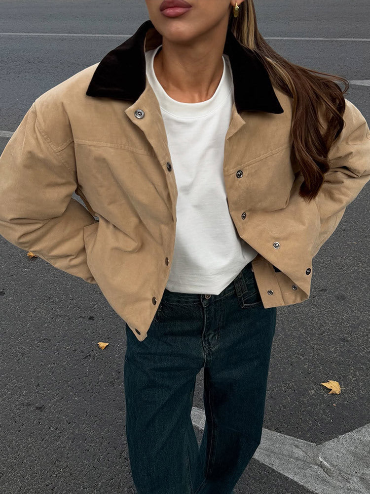 Dame modisch Oversized-jacka med sammetkrage och tryckknappsstängning Mirla-Eva Jonsson