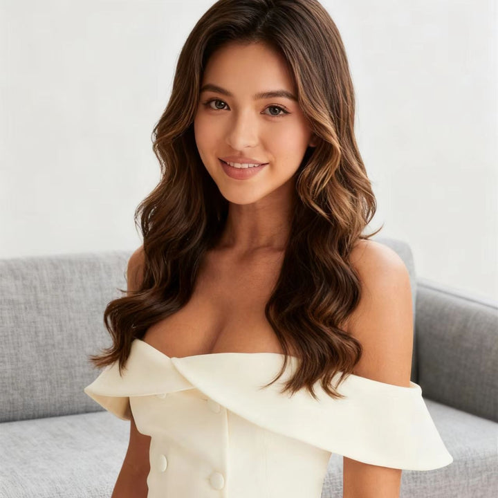 Dame off-shoulder cocktail dress with elegant pleats and classic blazer design Mirla-Eva Jonsson