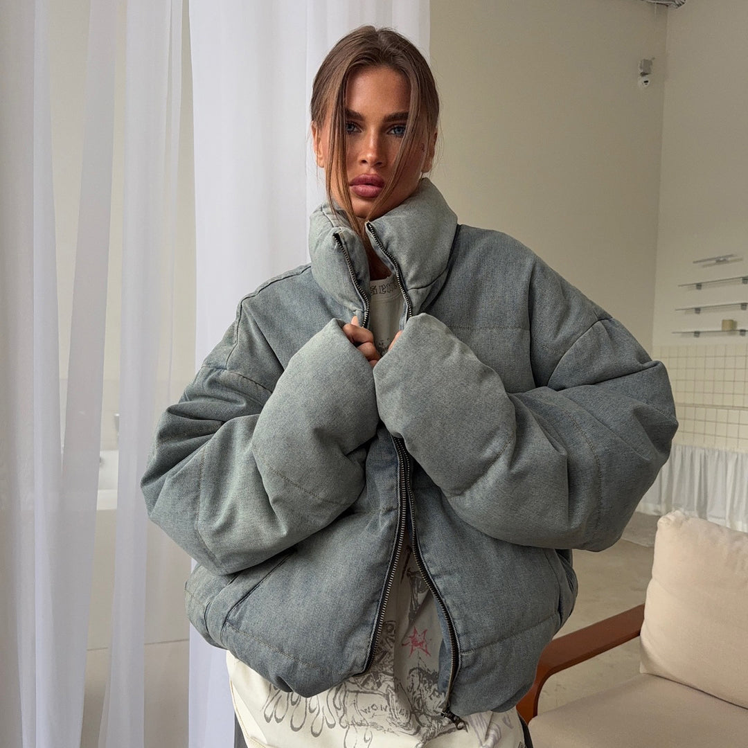 Dame oversized quilted jacket med hög krage och sidofickor Mirla-Eva Jonsson