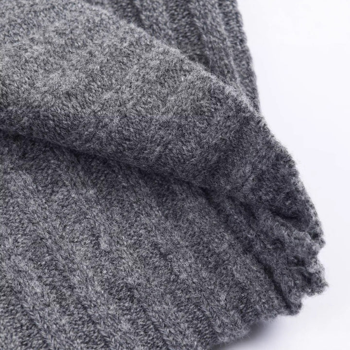 Dame oversized stickad tröja med modern passform Mirla-Eva Jonsson