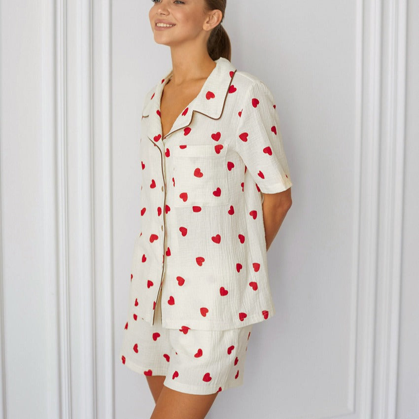 Dame pyjamasset med hjärtan och korta ärmar Mirla-Eva Jonsson