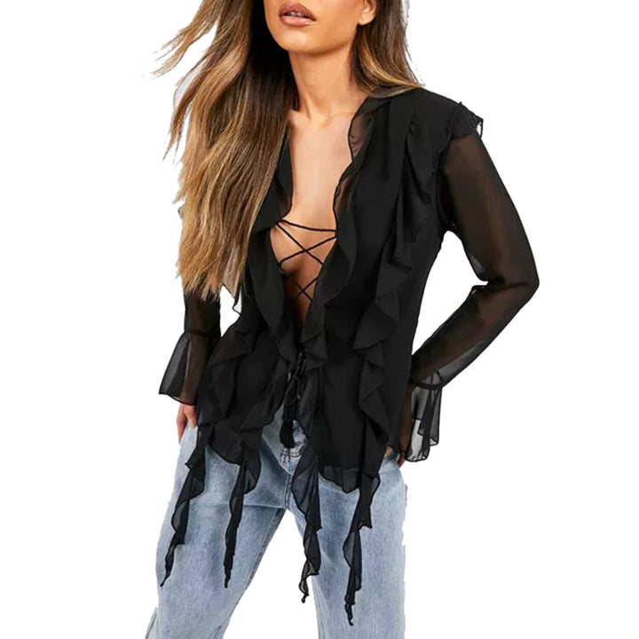 Dame ruffle shirt med eleganta snördetaljer och transparenta ärmar Mirla-Eva Jonsson