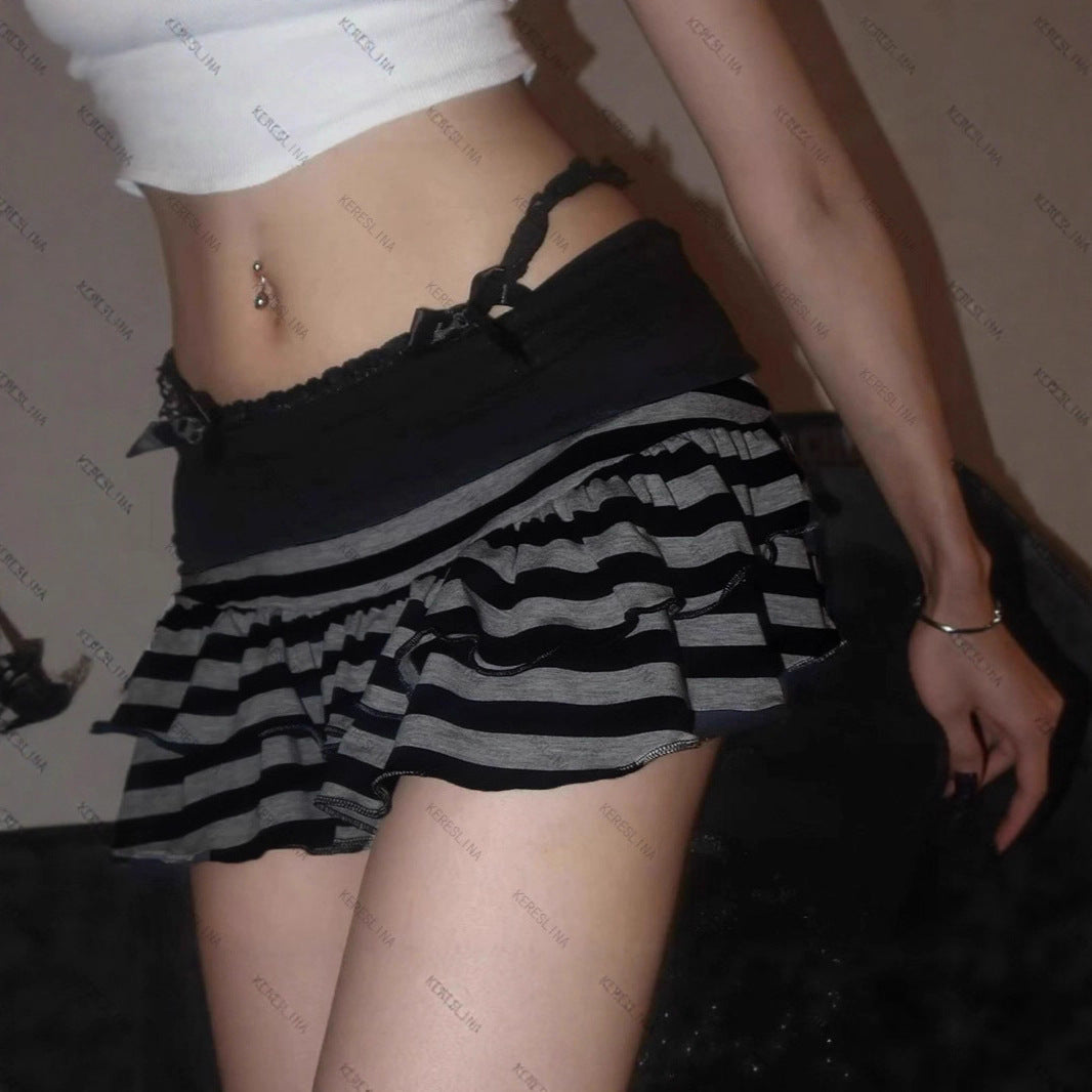 Dame ruffle shorts med randig design och elastisk midja Mirla-Eva Jonsson