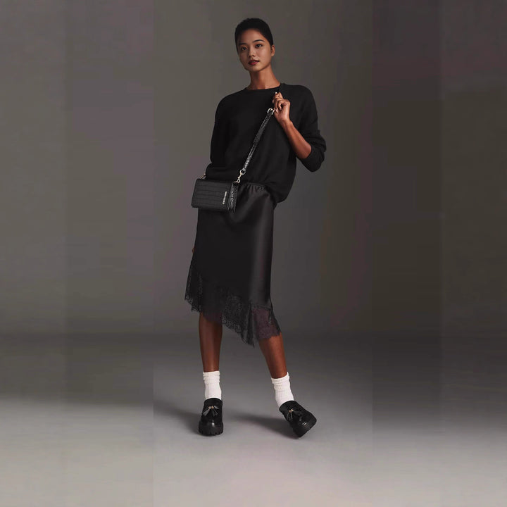 Dame satin skirt with lace and asymmetric hem Mirla-Eva Jonsson