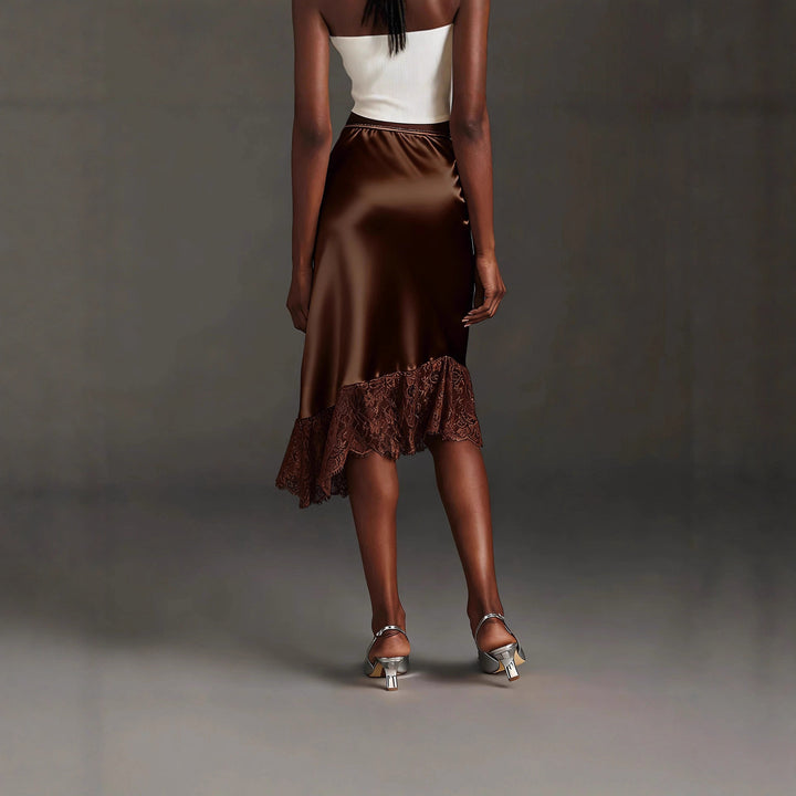 Dame satin skirt with lace and asymmetric hem Mirla-Eva Jonsson