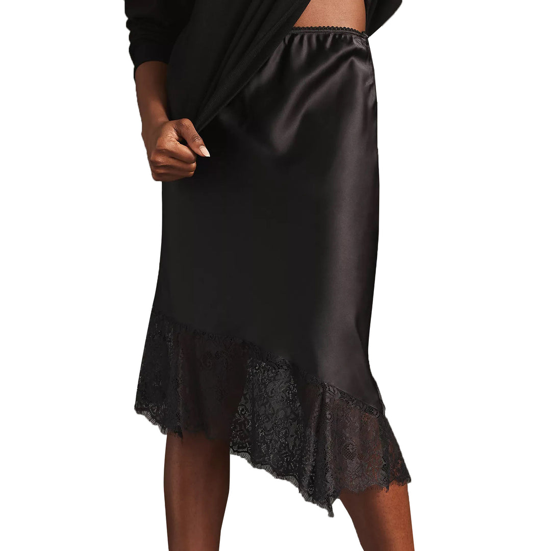 Dame satin skirt with lace and asymmetric hem Mirla-Eva Jonsson