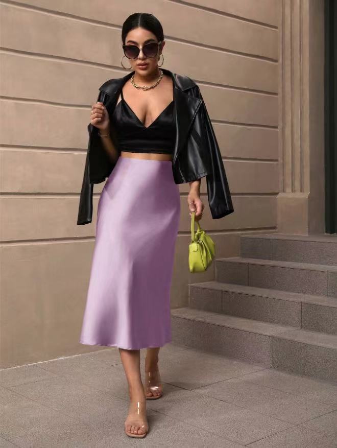 Dame satin skirt with swinging hem and elegant cut Mirla-Eva Jonsson