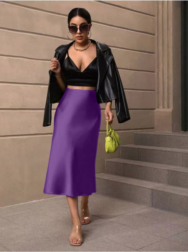 Dame satin skirt with swinging hem and elegant cut Mirla-Eva Jonsson