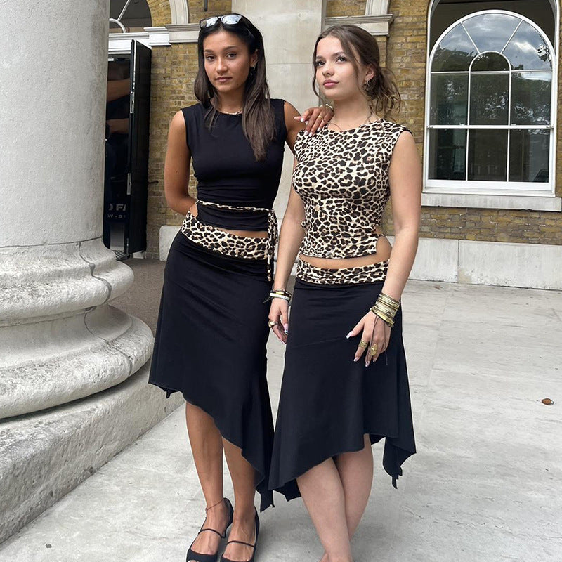 Dame set med topp och asymmetrisk kjol med djurprint Mirla-Eva Jonsson
